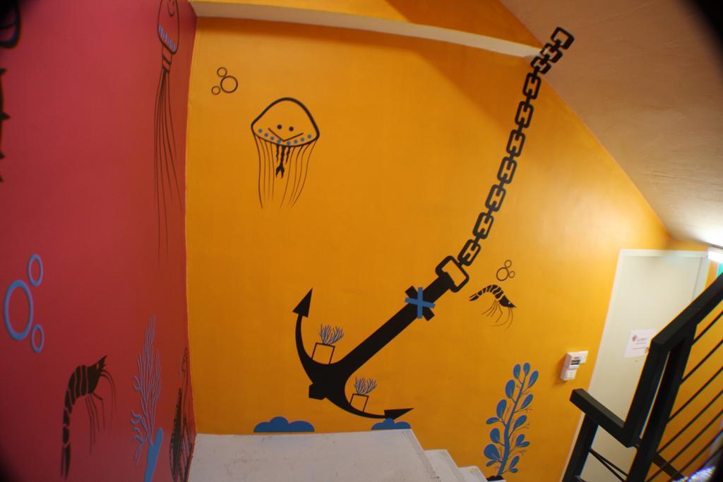 Nhà trọ Footprints Hostel, *